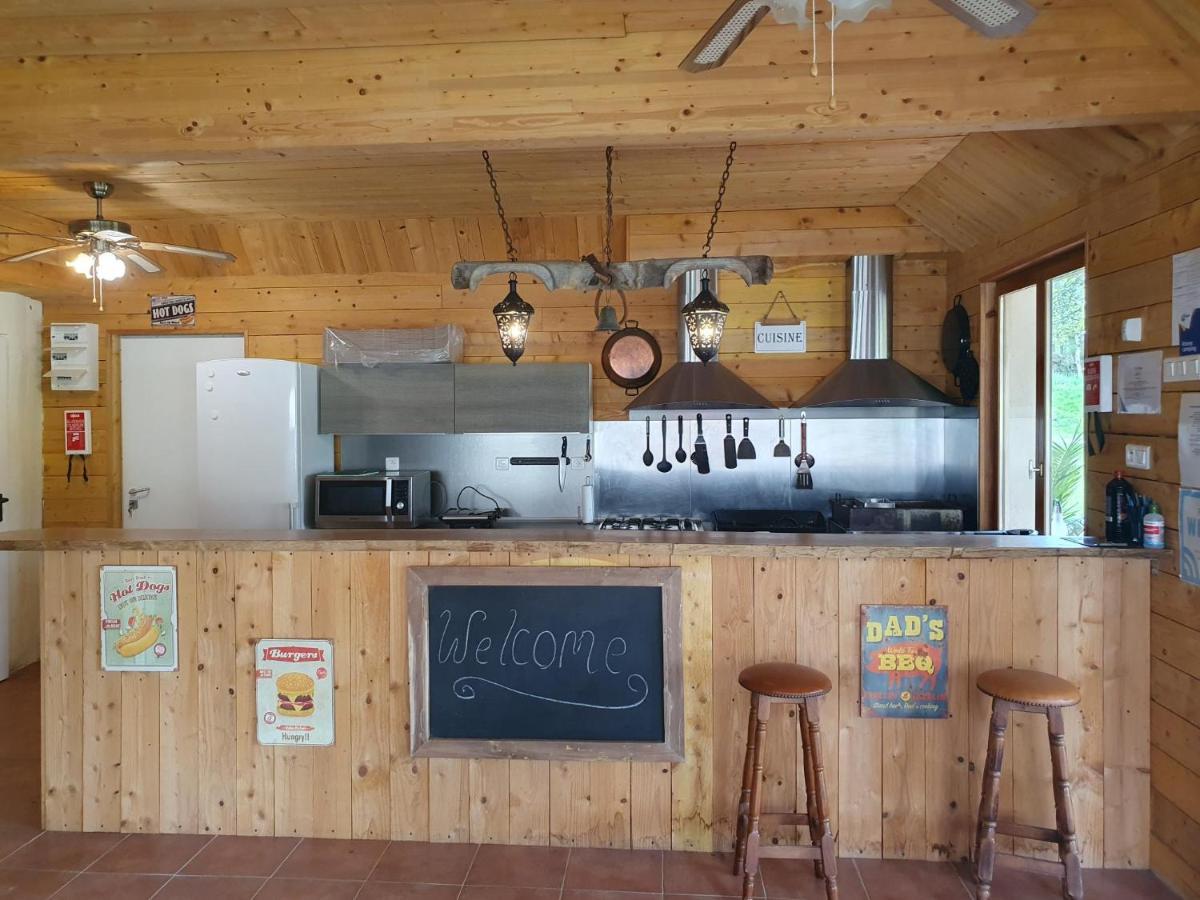 Luxury Safari Tents At Moulin Du Pommier Glamping & Camping Saulgond 외부 사진