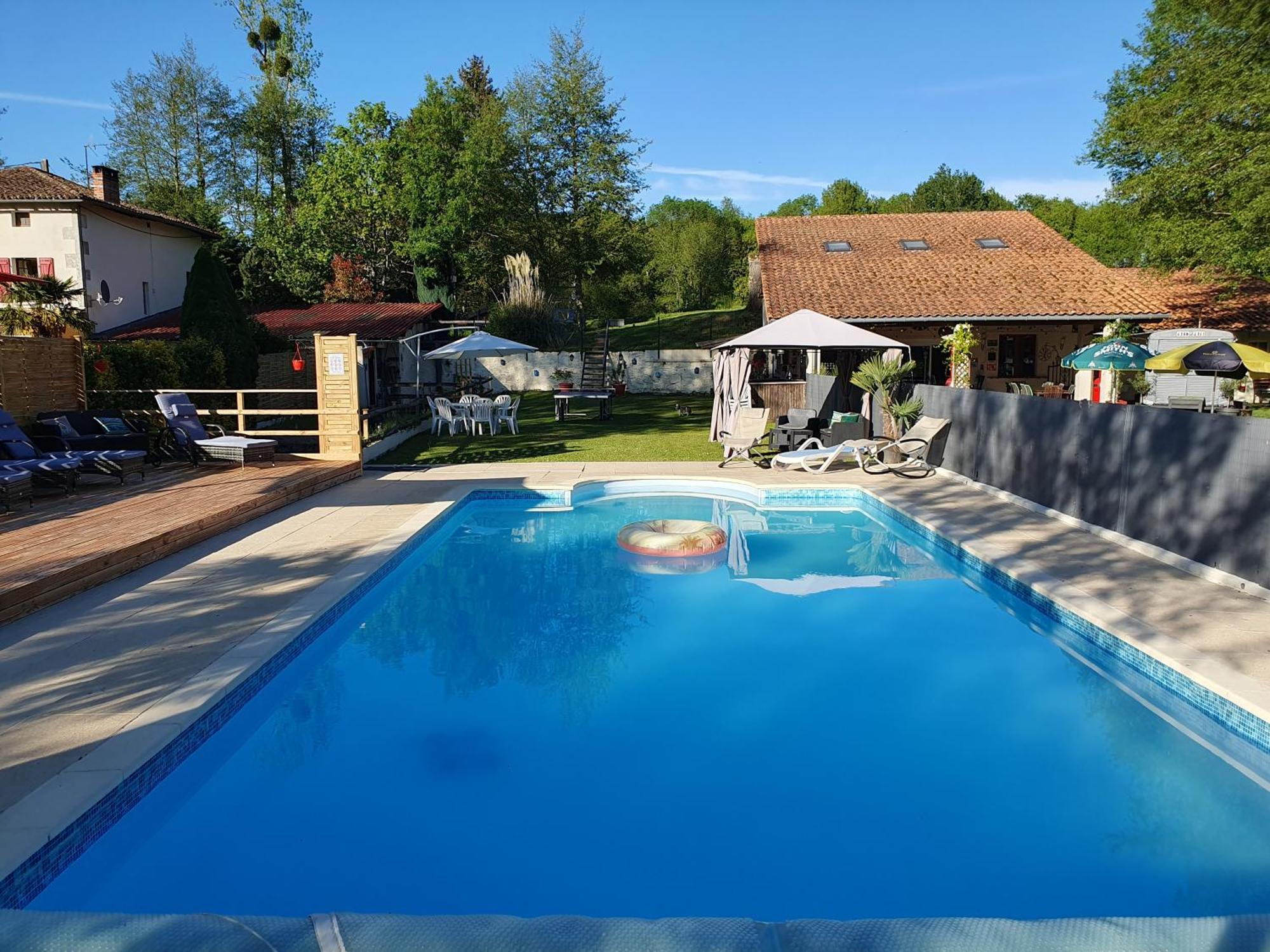 Luxury Safari Tents At Moulin Du Pommier Glamping & Camping Saulgond 외부 사진